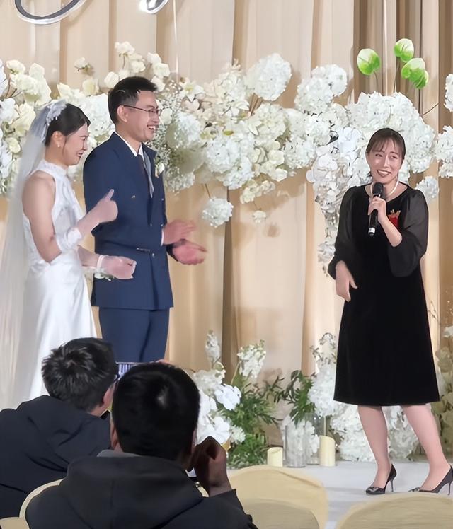 参加15年好友婚礼用河南话送祝福：中K8凯发国际石川佳纯来中国了！到郑州(图3)